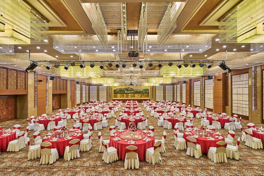 Wanda Realm Xiamen North Bay Hotel Екстериор снимка