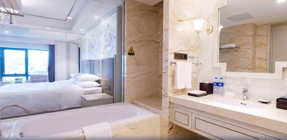 Wanda Realm Xiamen North Bay Hotel Екстериор снимка